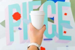 当代足球精英迎战，荣誉由过来经验带来